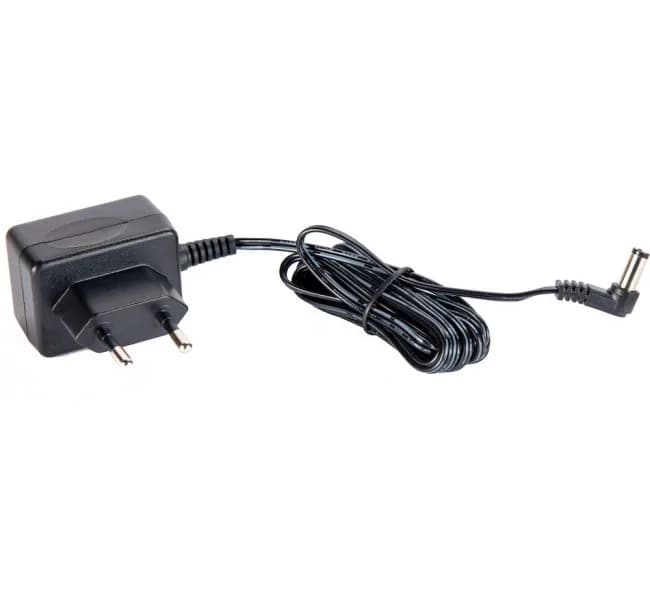 Адаптер сетевой NiMH Pelican 2468 220V 2450-303-220E