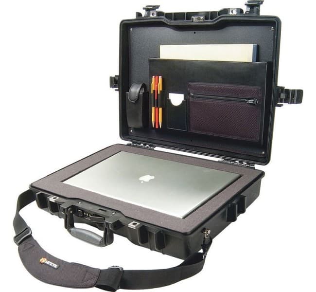 Кейс для ноутбука Pelican 1495CC2 Protector Laptop Case черный 1495-008-110E