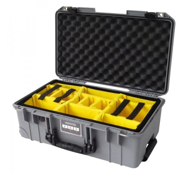 Кейс Pelican Air 1535 мягкие перегородки серебро 015350-0041-180E