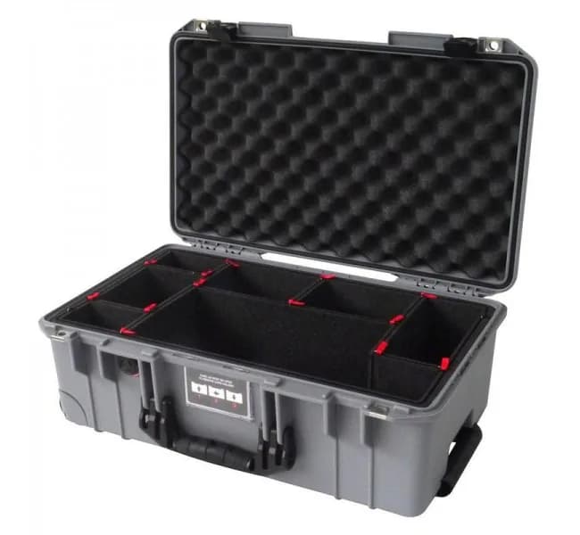 Кейс Pelican Air 1535 перегородки TrekPak серебро 015350-0051-180E