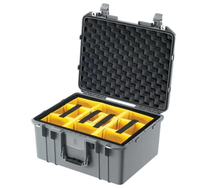Кейс Pelican Air 1557 мягкие перегородки серебро 015570-0040-180E