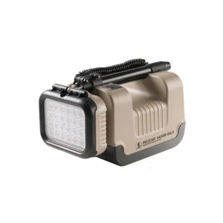 Комплект прожектор и мачта для осветительной системы 9430IR Peli 009436-3559-190