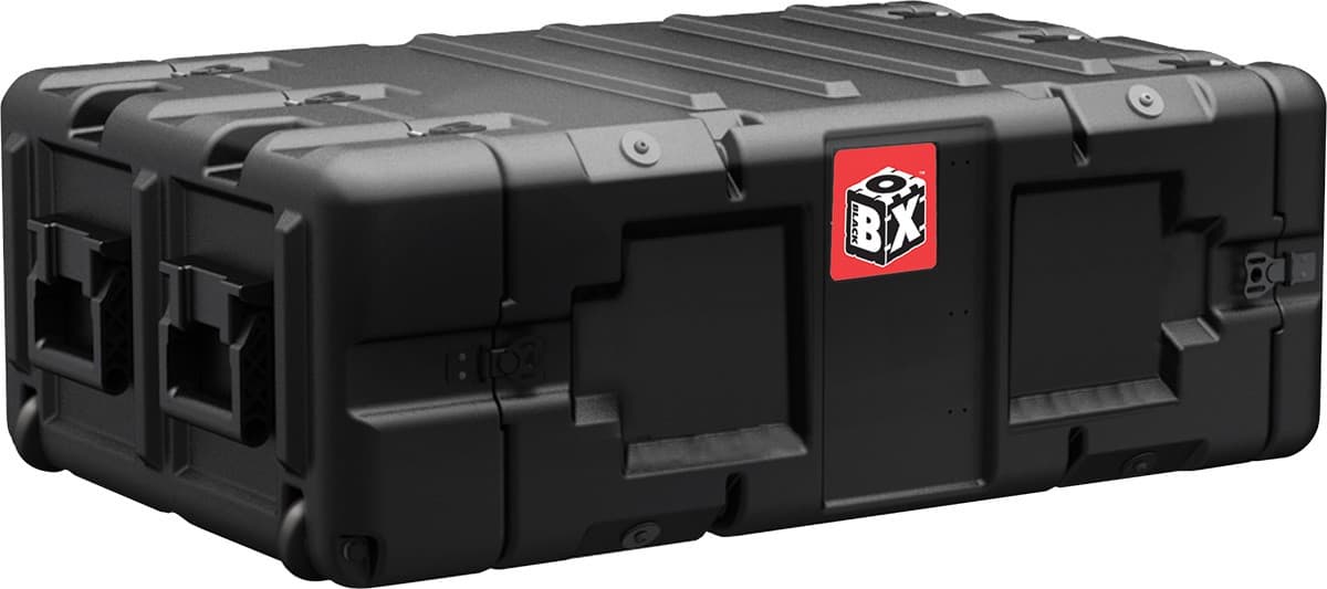 Легкий ударопрочный кейс Peli Hardigg BlackBox4U с 19″ стойкой на 4U BLACKBOX-4U