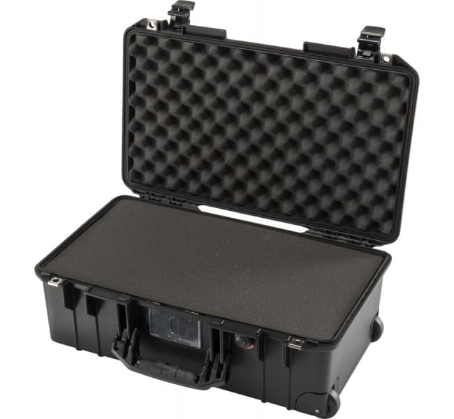 Защитный кейс Peli Air 1535 1535 с поропластом черный 015350-0003-110E