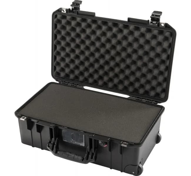 Защитный кейс Peli Air 1535 1535 с поропластом черный 015350-0003-110E