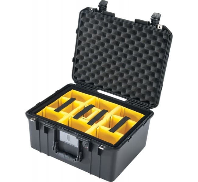 Защитный кейс Peli Air 1557 с мягкими перегородками черный 015570-0041-110E