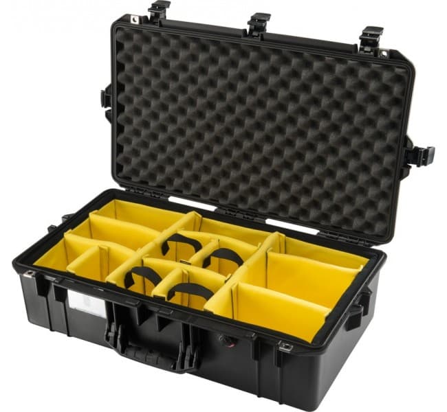 Защитный кейс Peli Air 1605 с мягкими перегородками черный 016050-0041-110E
