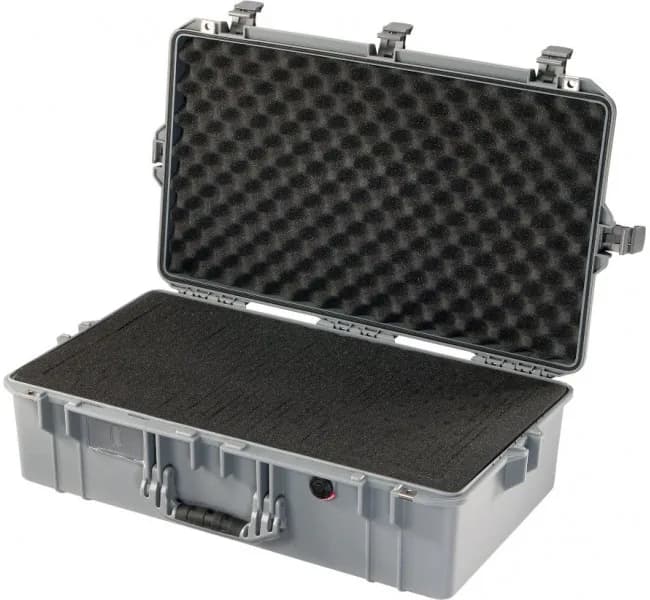 Защитный кейс Peli Air 1605 с поропластом серебро 016050-0001-180E