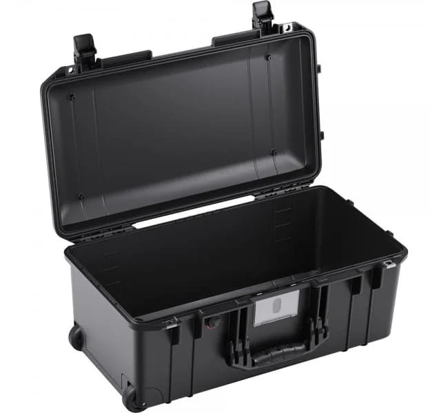 Защитный кейс Peli Air 1615 без поропласта черный 016150-0012-110E