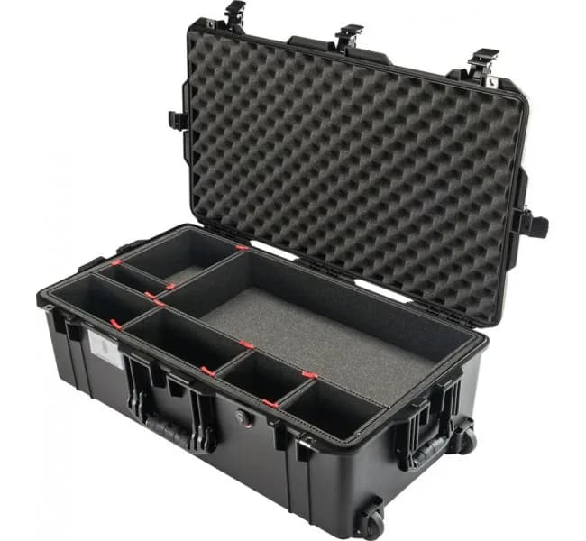 Защитный кейс Peli Air 1615 с жесткими перегородками TrekPak черный 016150-0051-110E