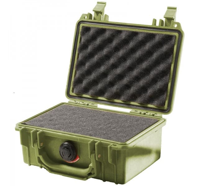 Защитный кейс Peli Protector 1120 с поропластом зеленый 1120-000-130E