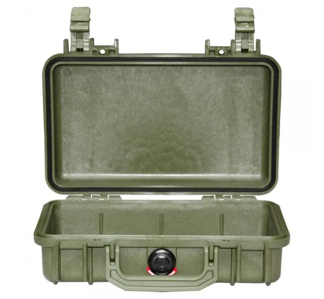 Защитный кейс Peli Protector 1170 без поропласта зеленый 1170-001-130E
