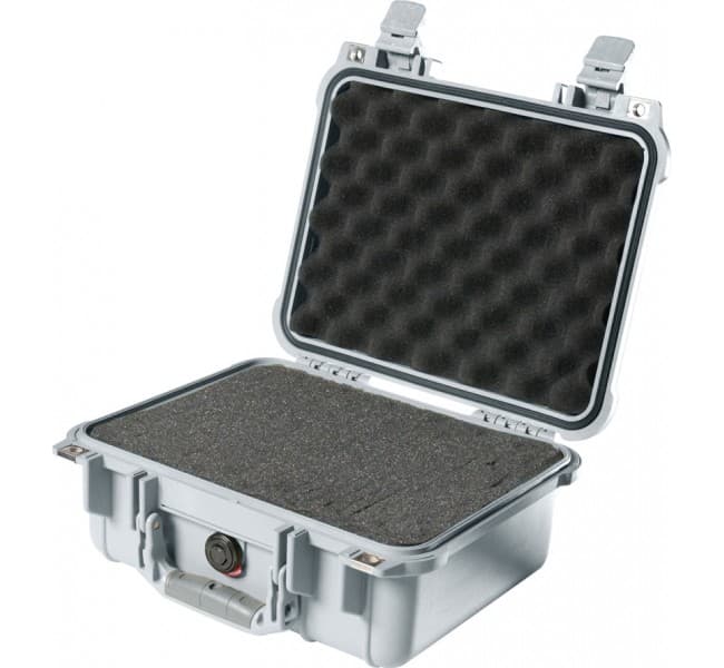 Защитный кейс Peli Protector 1400 с поропластом серебро 1400-000-180E
