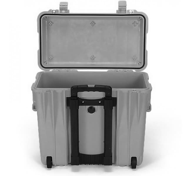 Защитный кейс Peli Protector 1440 без поропласта серебро 1440-001-180E