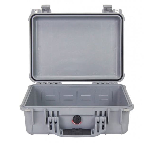 Защитный кейс Peli Protector 1450 без поропласта серебро 1450-001-180E