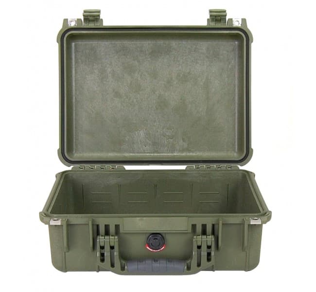 Защитный кейс Peli Protector 1450 без поропласта зеленый 1450-001-130E