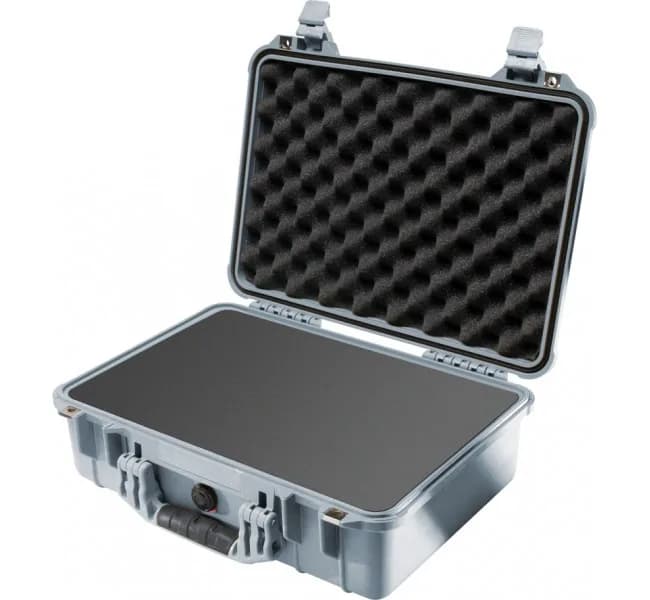 Защитный кейс Peli Protector 1500 с поропластом серебро 1500-000-180E