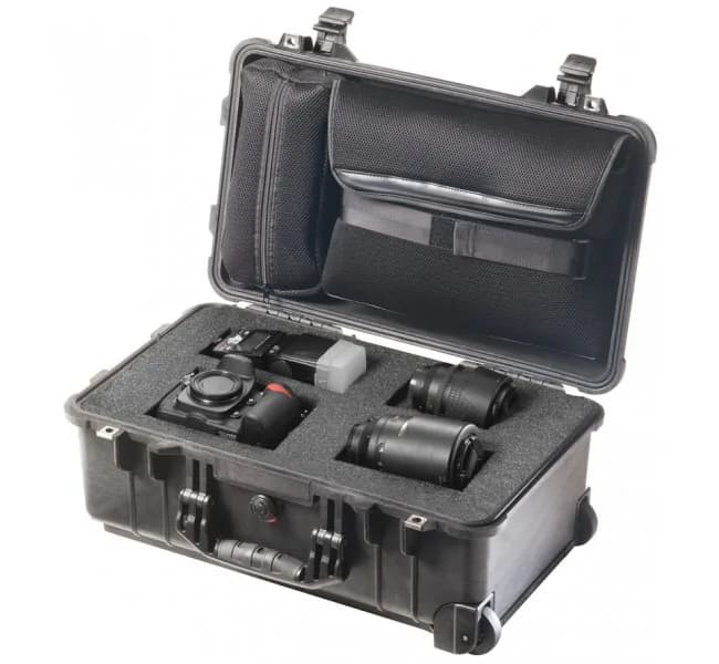 Защитный кейс Peli Protector 1510LFC с поропластом и органайзером черный 1510-008-110E