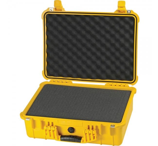 Защитный кейс Peli Protector 1520 с поропластом желтый 1520-020-240E