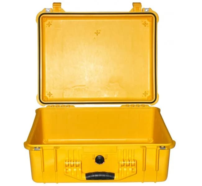 Защитный кейс Peli Protector 1550 без логотипа без поропласта желтый 1550-101-240E