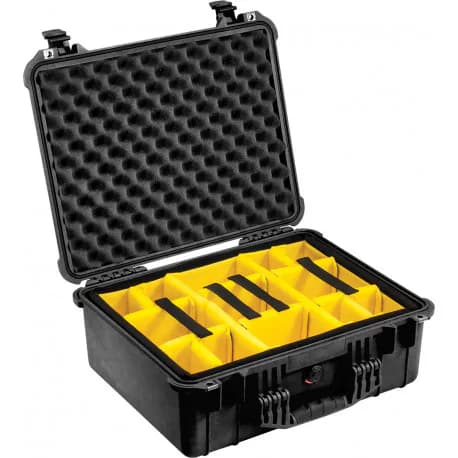 Защитный кейс Peli Protector 1550 с перегородками черный 015500-0040-110E