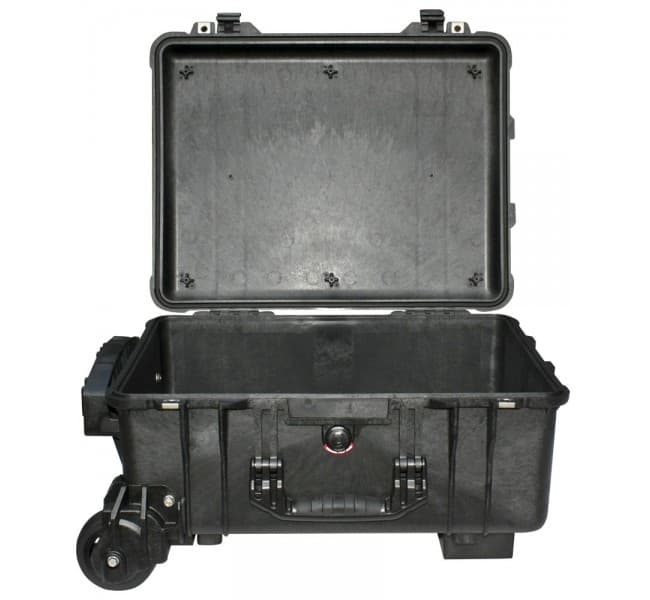 Защитный кейс Peli Protector 1560M с усиленной колесной базой без поропласта черный 015600-0019-110E