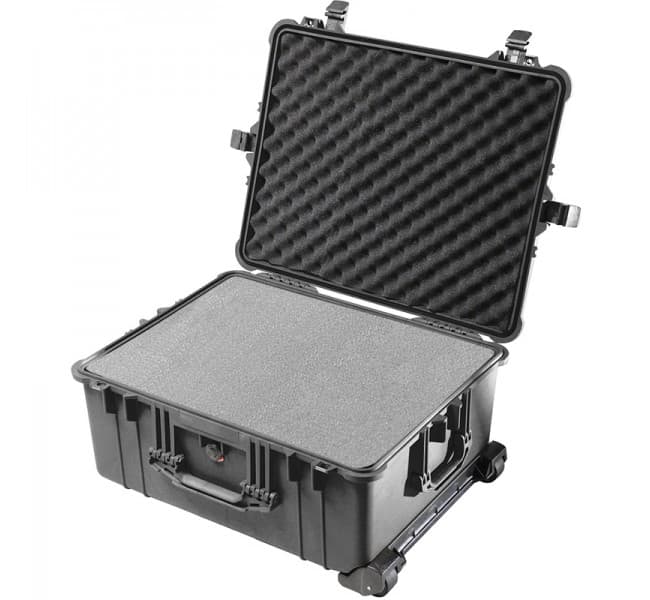 Защитный кейс Peli Protector 1610 с поропластом черный 1610-000-110E