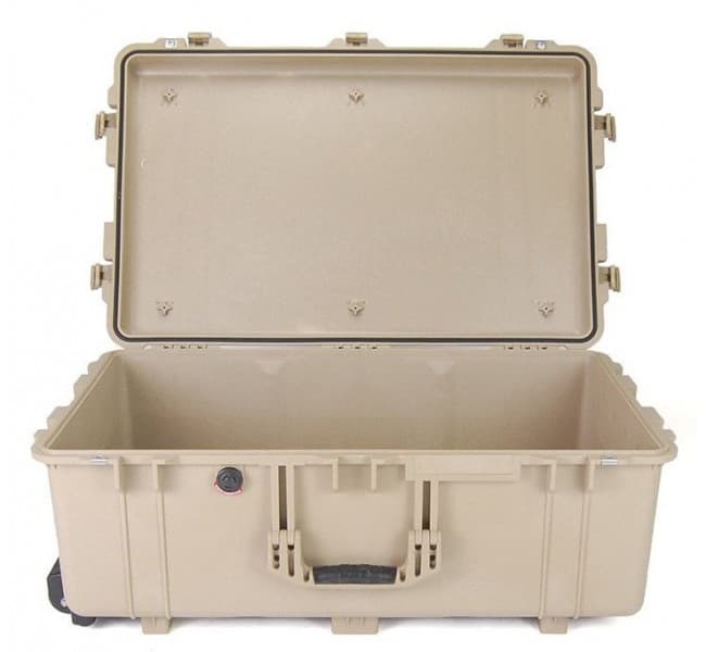 Защитный кейс Peli Protector 1650 без поропласта коричневый 1650-021-190E