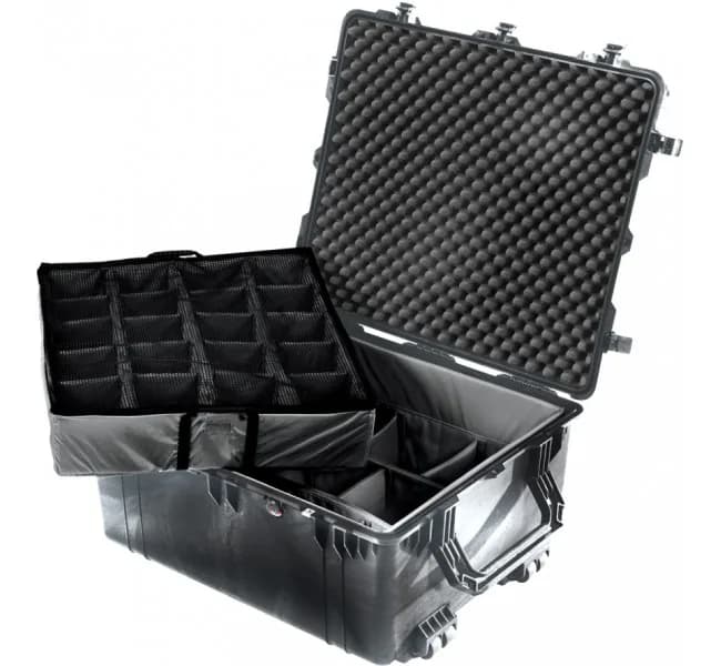 Защитный кейс Peli Protector 1690 с мягкими перегородками черный 016900-0040-110E