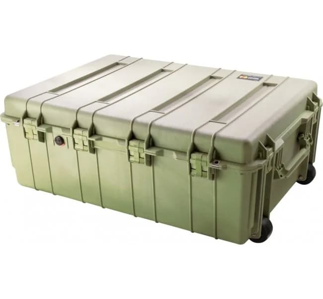 Защитный кейс Peli Protector 1730 с поропластом зеленый 1730-001-130E