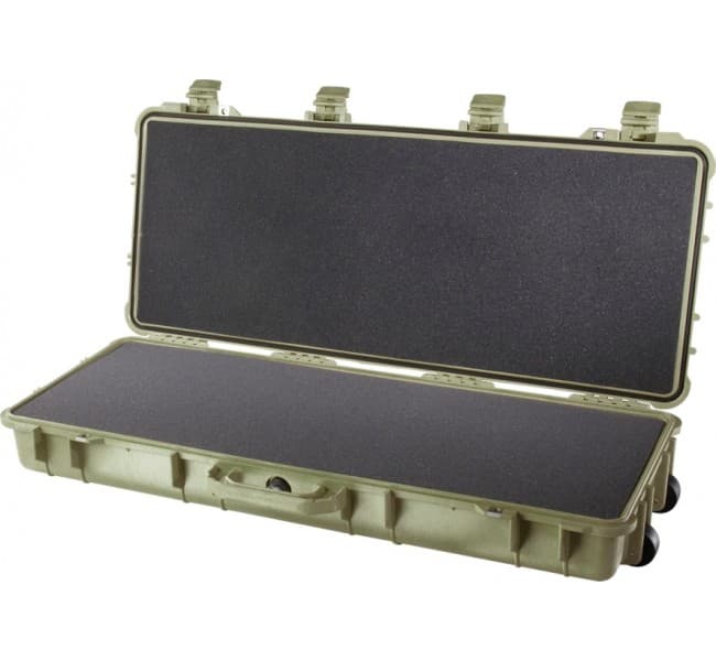 Защитный оружейный кейс Peli Protector 1700 с поропластом зеленый 1700-000-130E