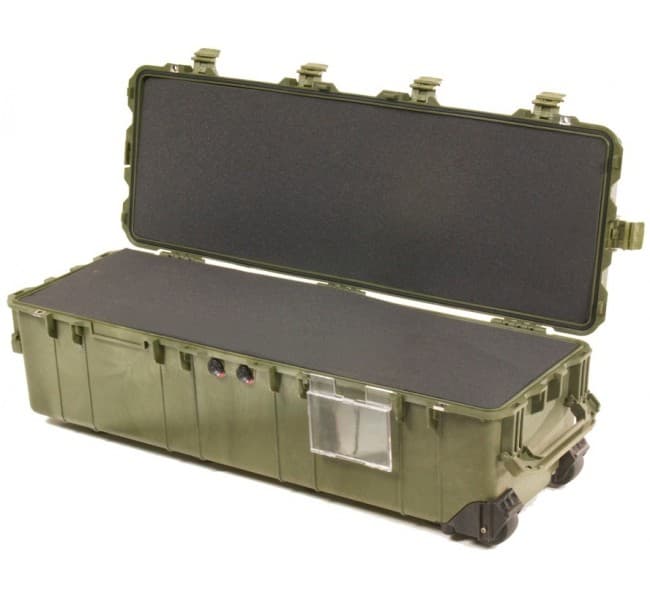 Защитный оружейный кейс Peli Protector 1740 с поропластом зеленый 1740-000-130E