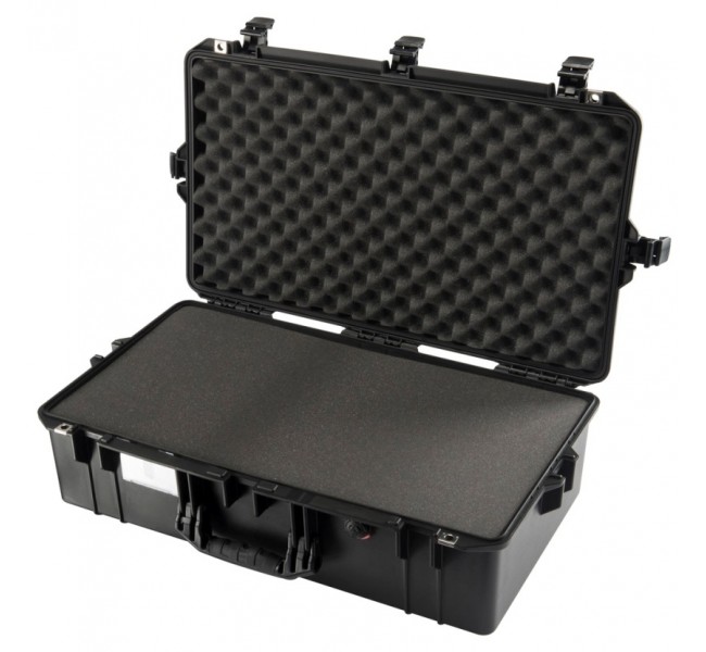 Защитный кейс Peli Air 1605 с поропластом черный 016050-0001-110E