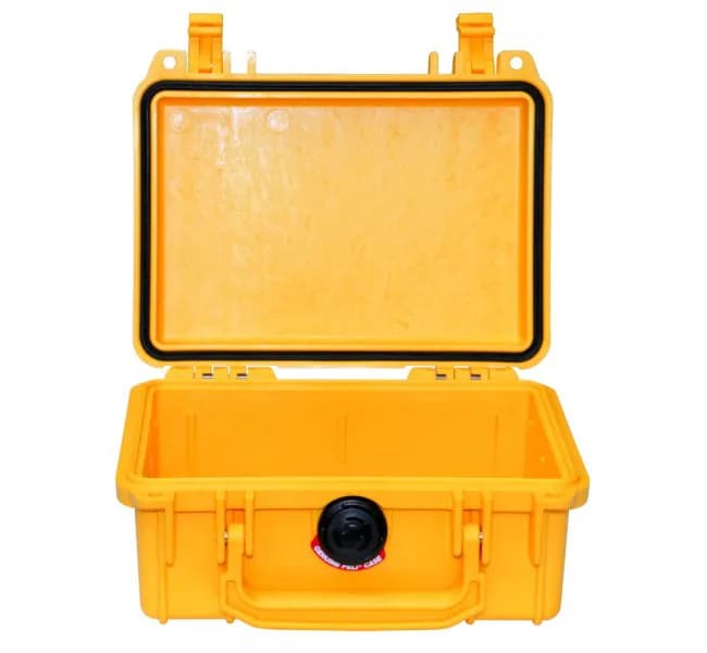 Защитный кейс Peli Protector 1120 без поропласта желтый 1120-001-240E